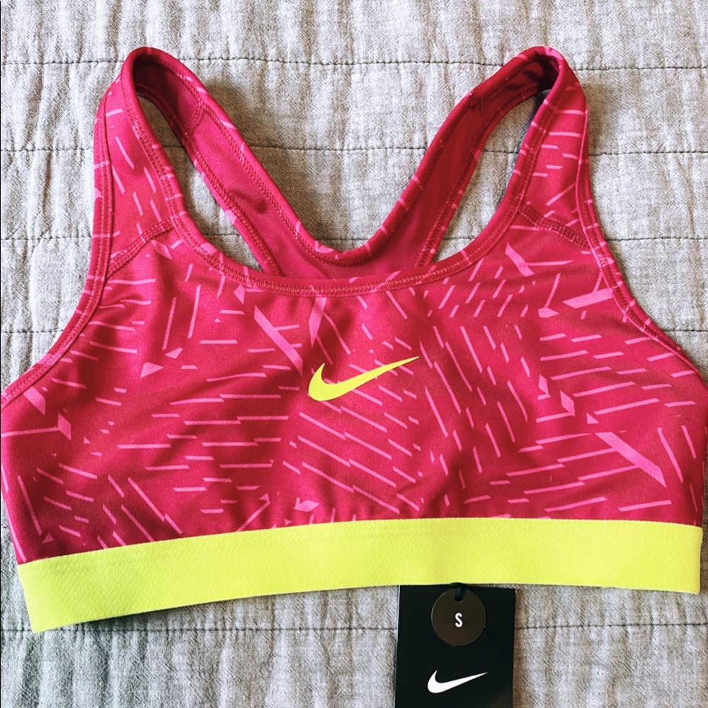 Sports bra
